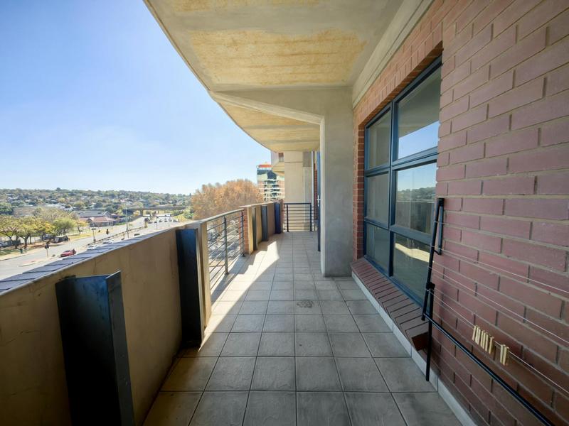 2 Bedroom Property for Sale in Braamfontein Gauteng