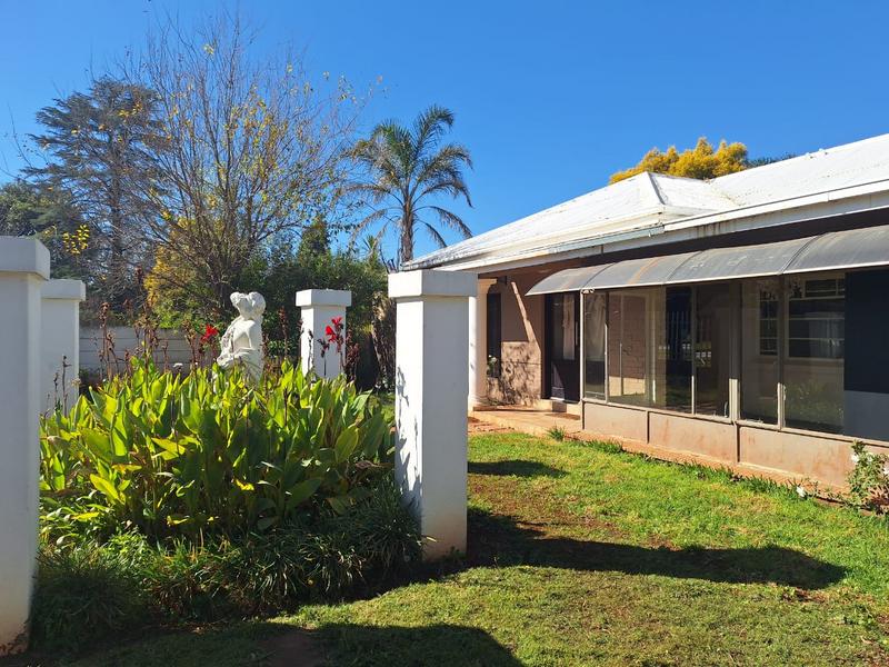 To Let 4 Bedroom Property for Rent in Dalview Gauteng