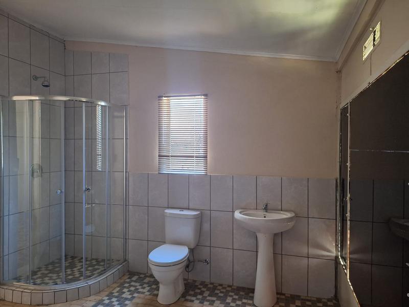 To Let 4 Bedroom Property for Rent in Dalview Gauteng