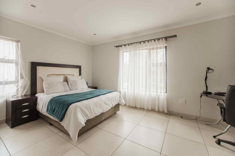 To Let 4 Bedroom Property for Rent in Copperleaf Estate Gauteng