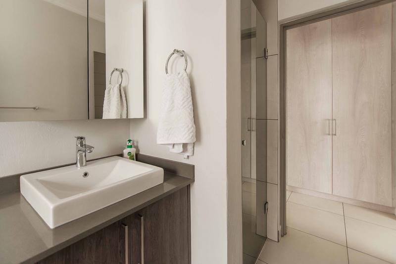 To Let 4 Bedroom Property for Rent in Copperleaf Estate Gauteng