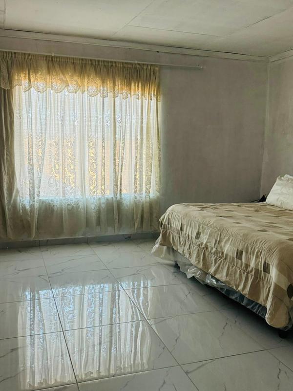 4 Bedroom Property for Sale in Vosloorus Gauteng