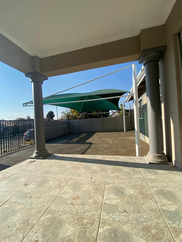 To Let 4 Bedroom Property for Rent in Edenvale Gauteng
