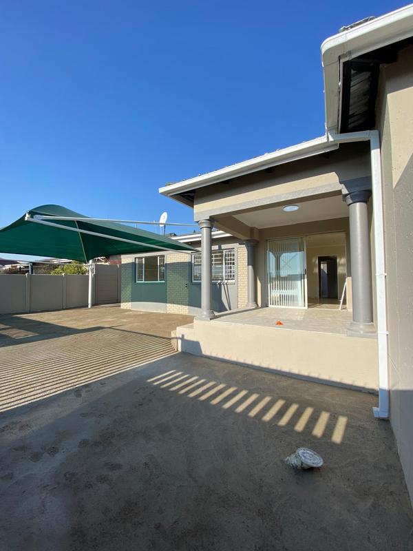 To Let 4 Bedroom Property for Rent in Edenvale Gauteng