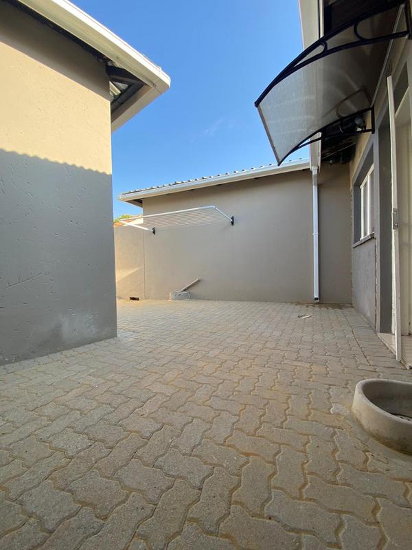 To Let 4 Bedroom Property for Rent in Edenvale Gauteng