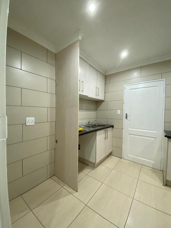 To Let 4 Bedroom Property for Rent in Edenvale Gauteng