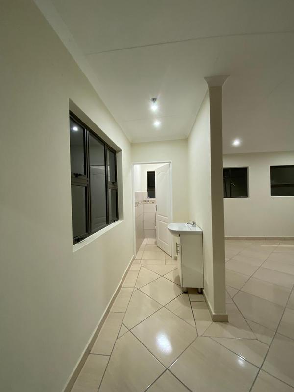 To Let 4 Bedroom Property for Rent in Edenvale Gauteng