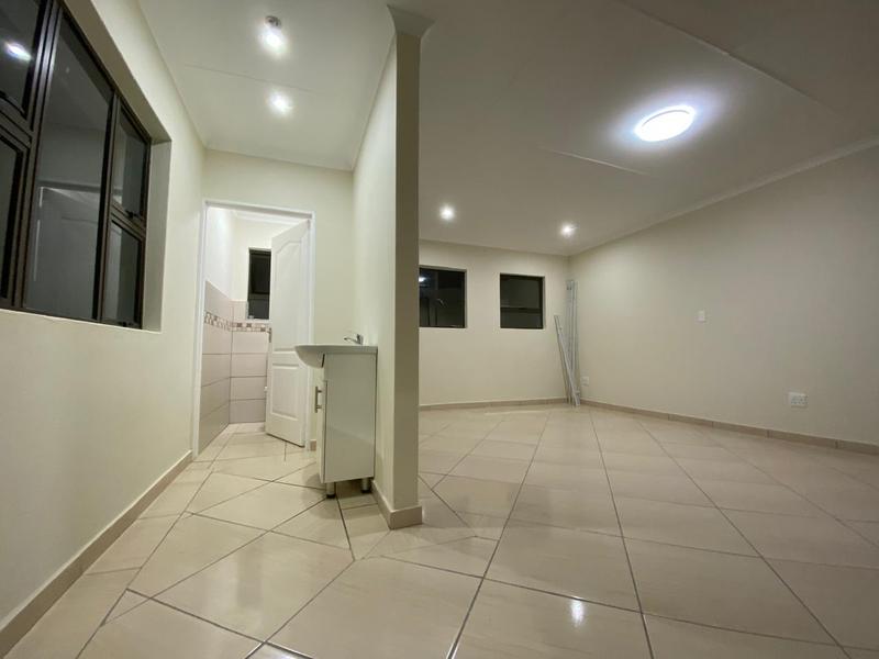 To Let 4 Bedroom Property for Rent in Edenvale Gauteng