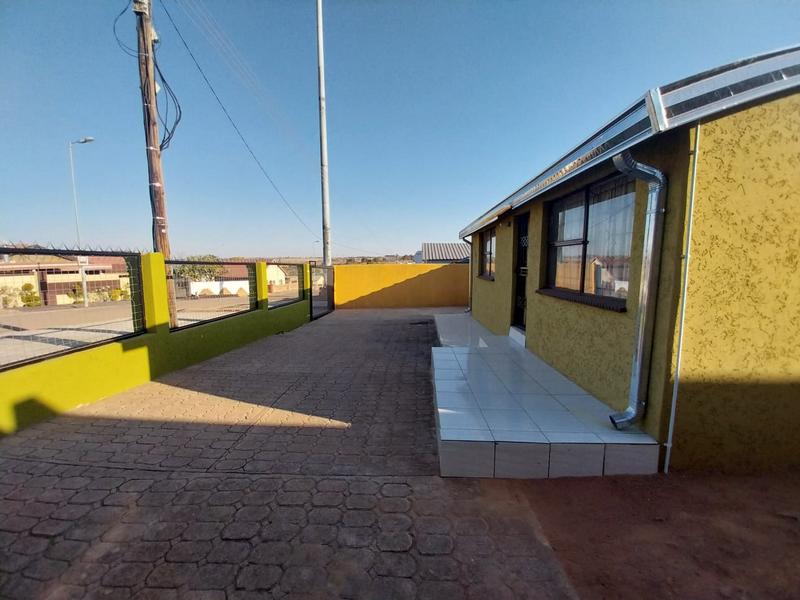 2 Bedroom Property for Sale in Soshanguve GG Gauteng