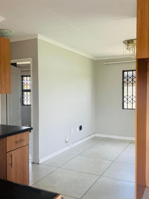 3 Bedroom Property for Sale in Klippoortjie Gauteng