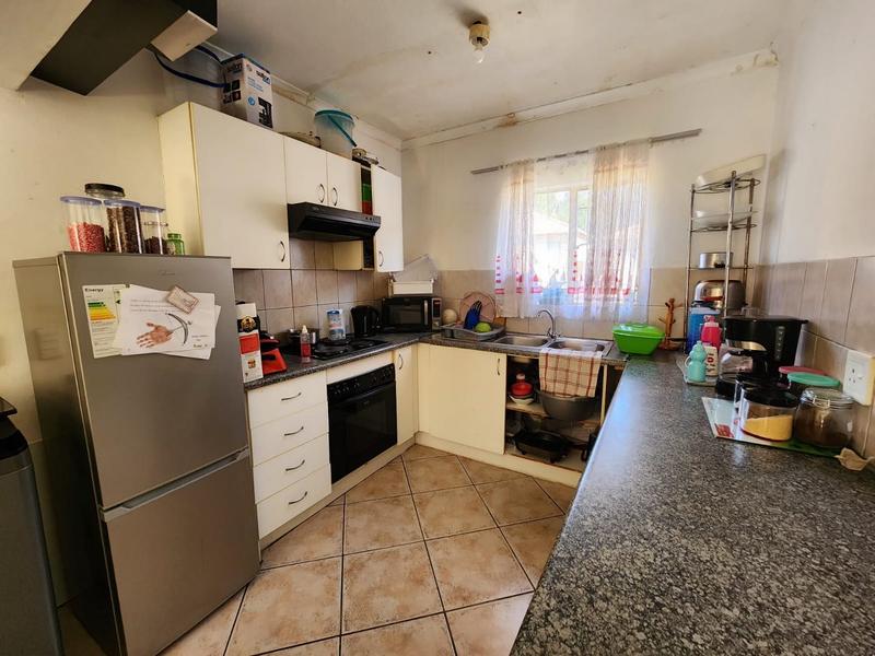 2 Bedroom Property for Sale in Greenhills Gauteng