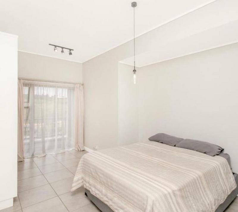 2 Bedroom Property for Sale in Waterfall Gauteng
