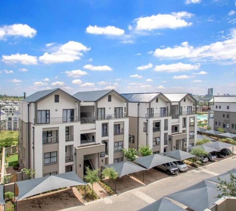 2 Bedroom Property for Sale in Waterfall Gauteng