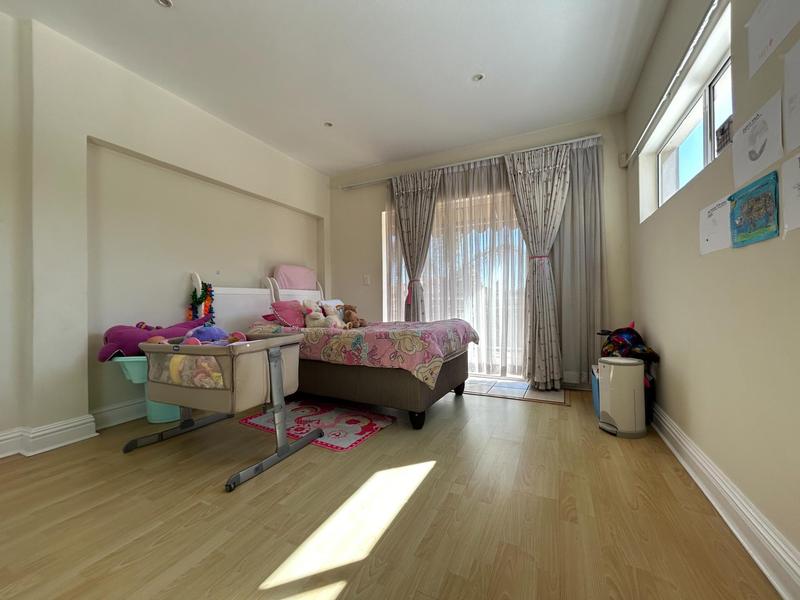 To Let 4 Bedroom Property for Rent in Dainfern Gauteng