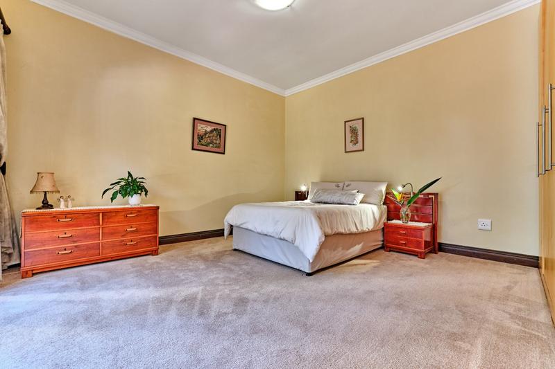 3 Bedroom Property for Sale in Featherbrooke Estate Gauteng