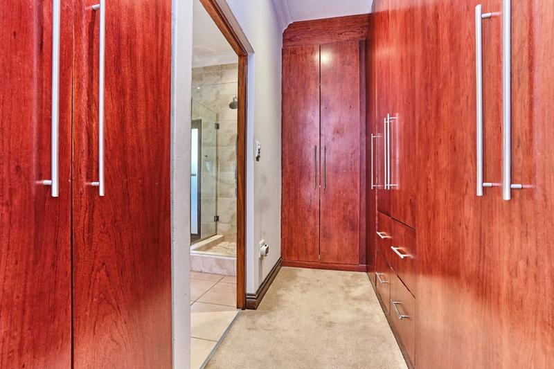 3 Bedroom Property for Sale in Featherbrooke Estate Gauteng