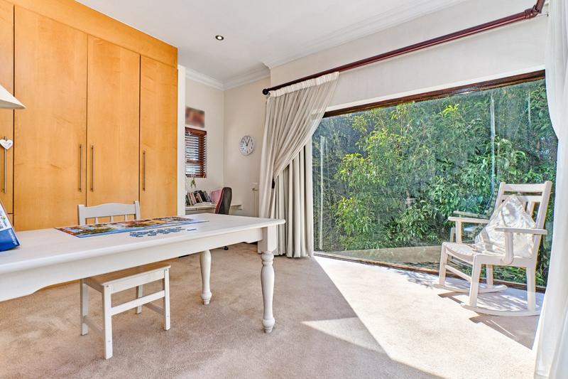 3 Bedroom Property for Sale in Featherbrooke Estate Gauteng