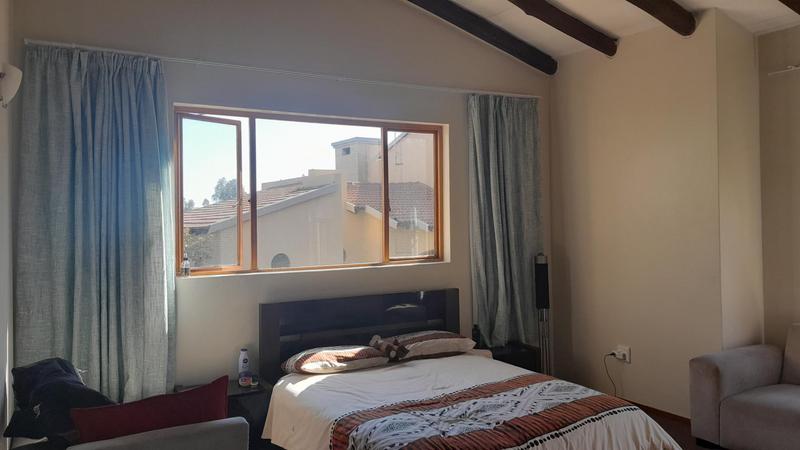 1 Bedroom Property for Sale in North Riding Gauteng