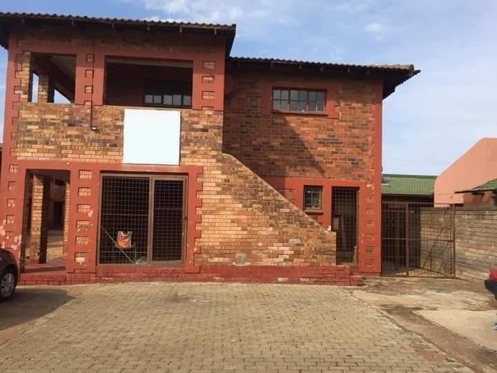Commercial Property for Sale in Mid Ennerdale Gauteng