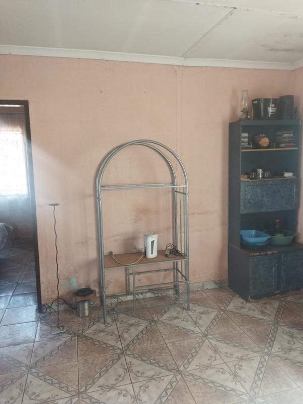 2 Bedroom Property for Sale in Daveyton Gauteng