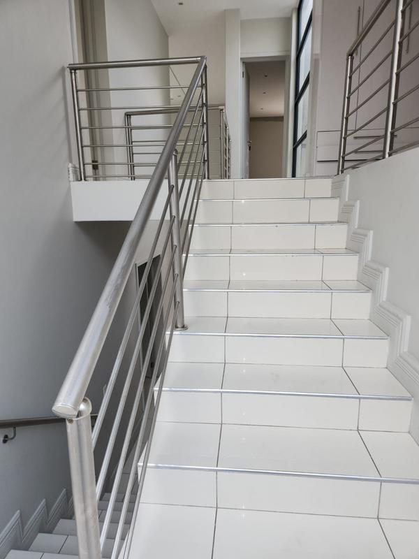 4 Bedroom Property for Sale in Houghton Gauteng