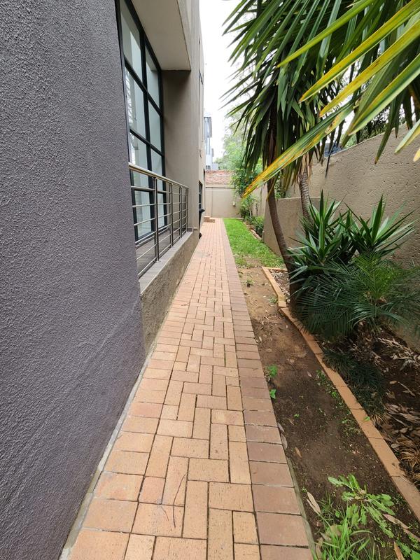 4 Bedroom Property for Sale in Houghton Gauteng