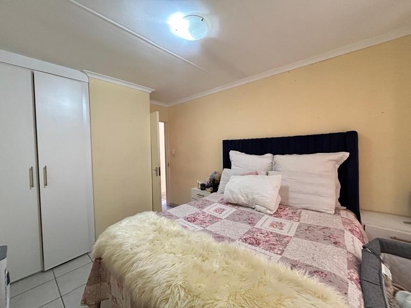 3 Bedroom Property for Sale in Klippoortje Gauteng
