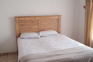 10 Bedroom Property for Sale in Pimville Zone 5 Gauteng