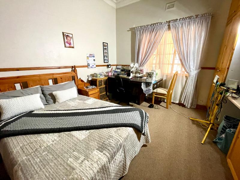 7 Bedroom Property for Sale in Krugersdorp North Gauteng