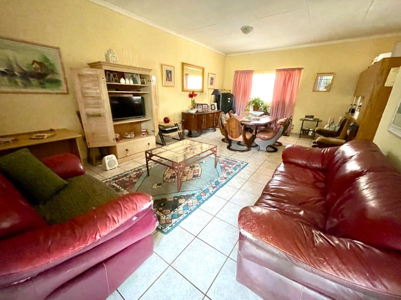 7 Bedroom Property for Sale in Krugersdorp North Gauteng