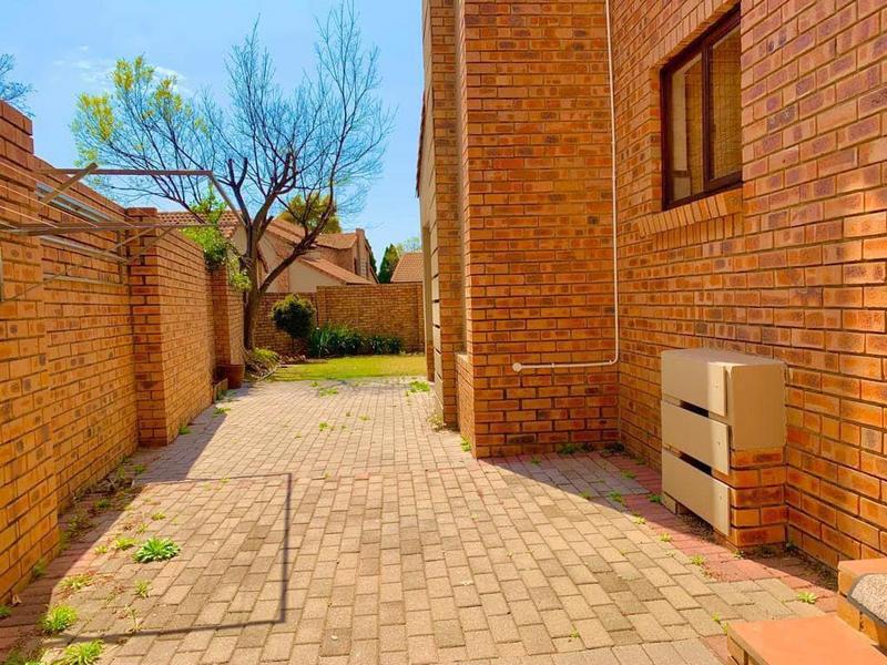 4 Bedroom Property for Sale in Equestria Gauteng