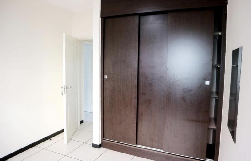 2 Bedroom Property for Sale in Greenstone Hill Gauteng