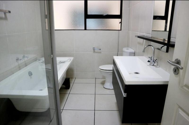 2 Bedroom Property for Sale in Greenstone Hill Gauteng