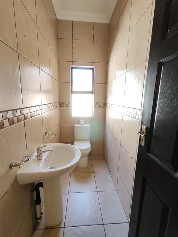 4 Bedroom Property for Sale in Three Rivers East Gauteng
