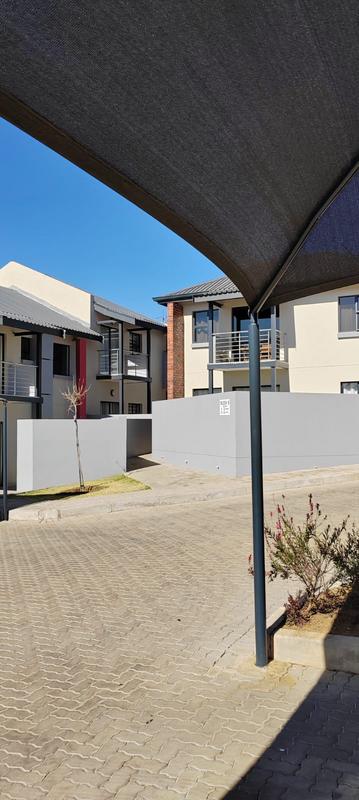 2 Bedroom Property for Sale in Mondeor Gauteng