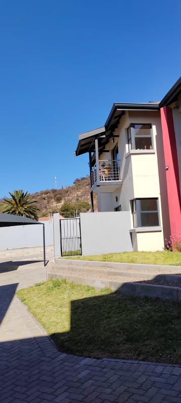 2 Bedroom Property for Sale in Mondeor Gauteng