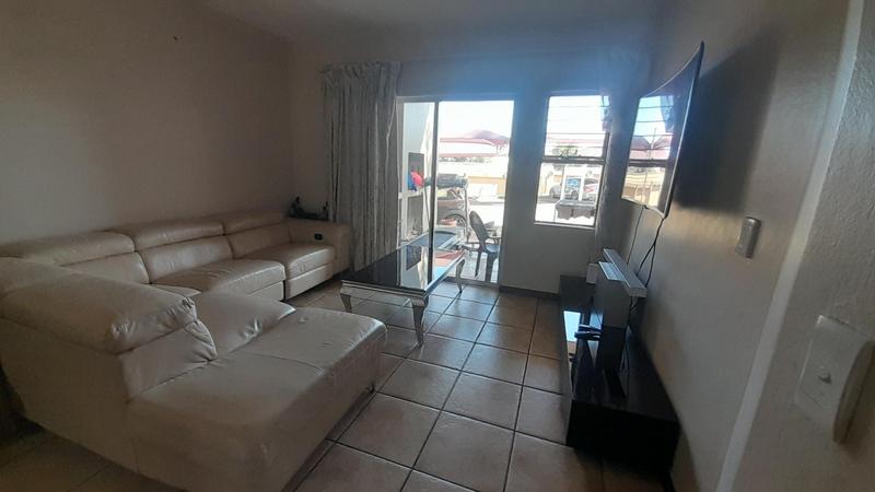 2 Bedroom Property for Sale in Sundowner Gauteng