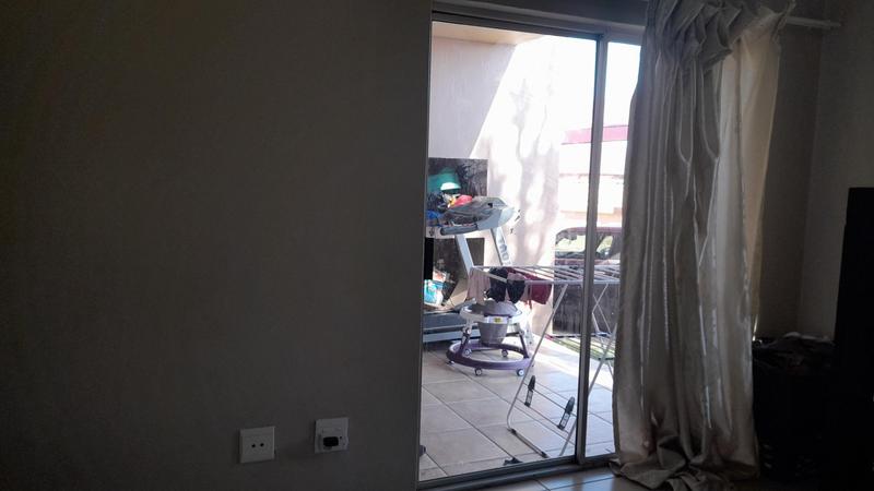 2 Bedroom Property for Sale in Sundowner Gauteng