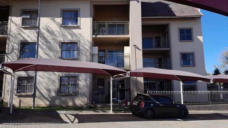 2 Bedroom Property for Sale in Sundowner Gauteng