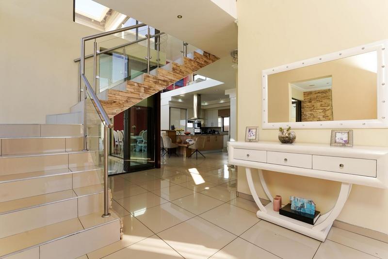 To Let 4 Bedroom Property for Rent in Cedar Creek Gauteng