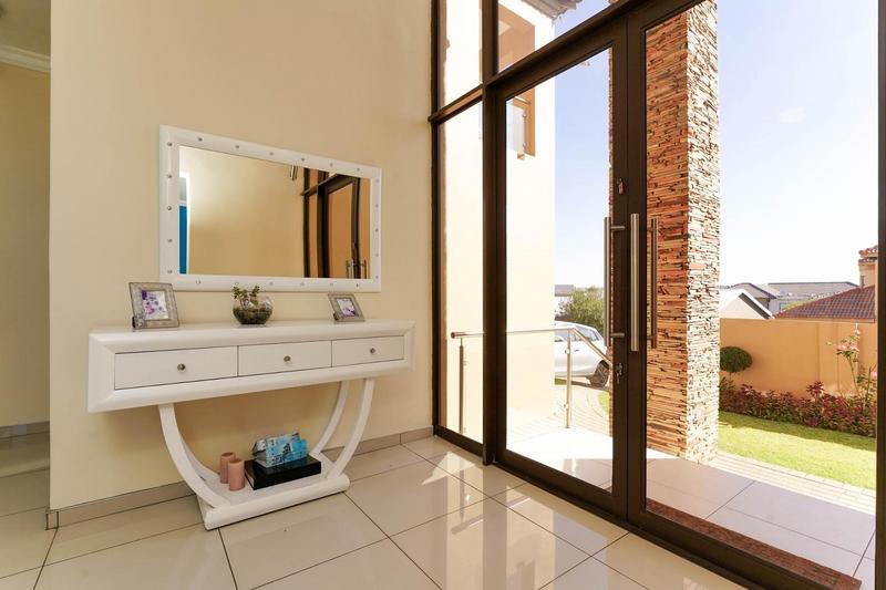 To Let 4 Bedroom Property for Rent in Cedar Creek Gauteng