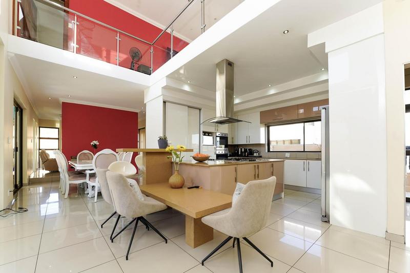 To Let 4 Bedroom Property for Rent in Cedar Creek Gauteng