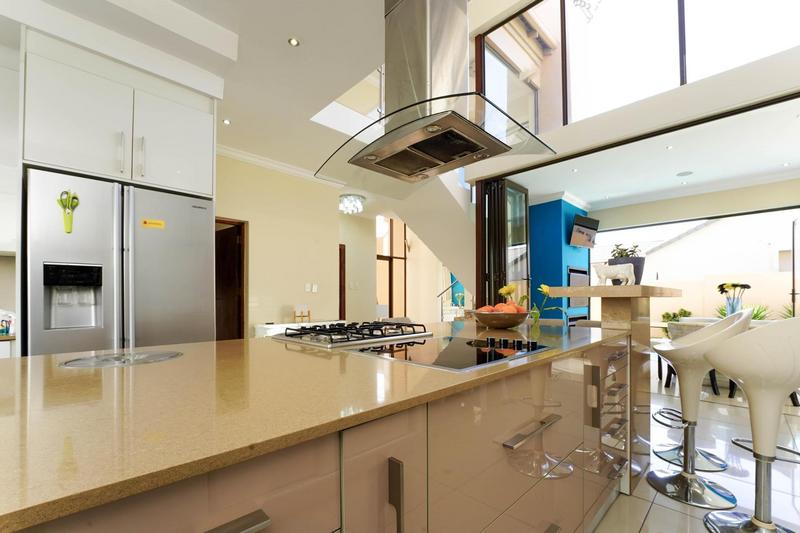 To Let 4 Bedroom Property for Rent in Cedar Creek Gauteng