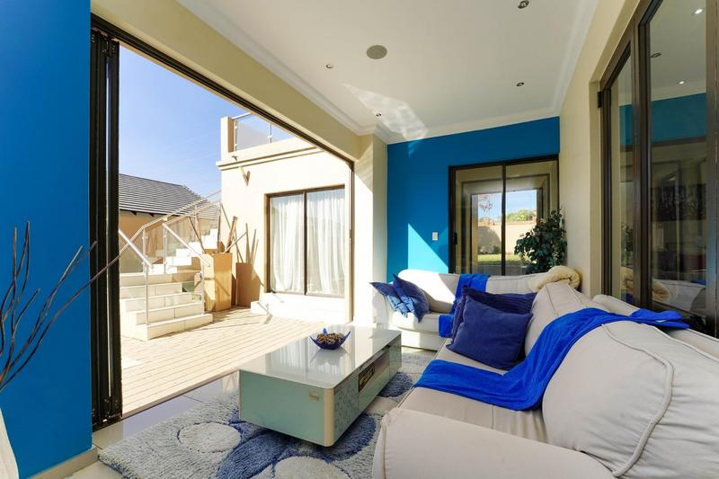 To Let 4 Bedroom Property for Rent in Cedar Creek Gauteng