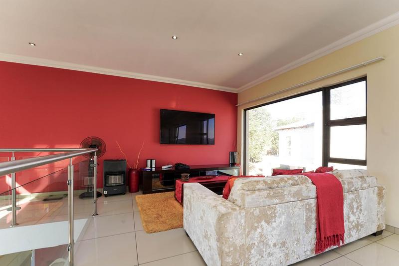 To Let 4 Bedroom Property for Rent in Cedar Creek Gauteng