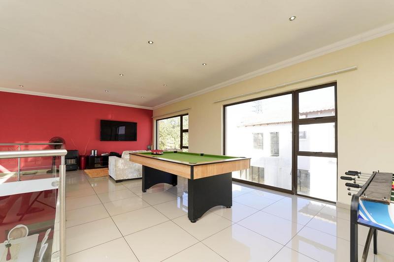 To Let 4 Bedroom Property for Rent in Cedar Creek Gauteng