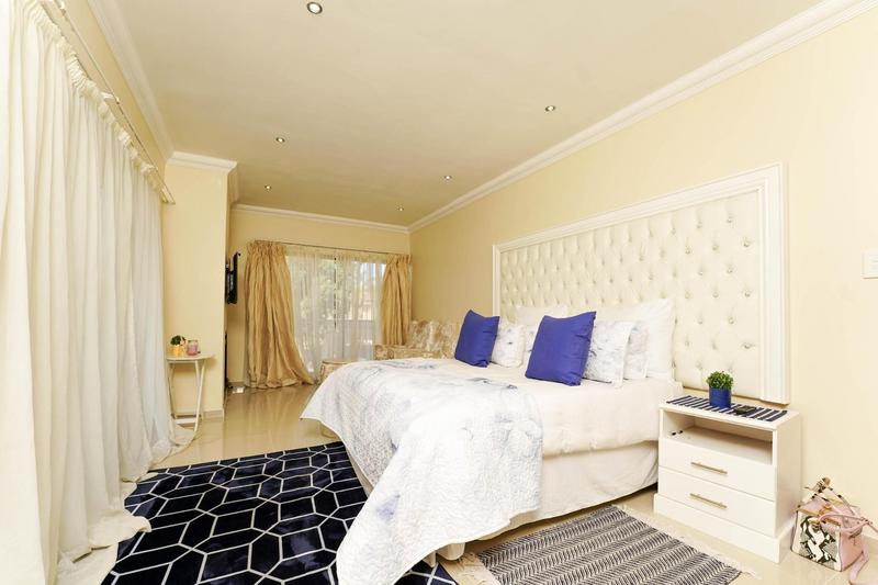 To Let 4 Bedroom Property for Rent in Cedar Creek Gauteng