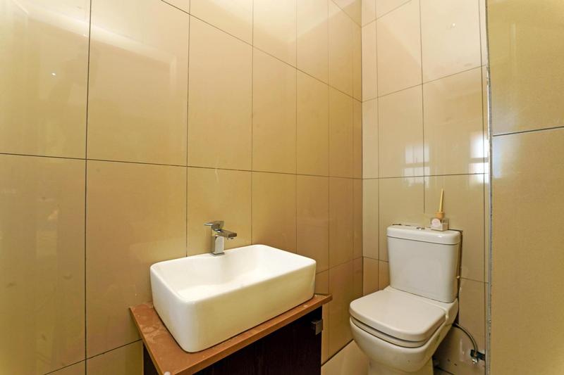 To Let 4 Bedroom Property for Rent in Cedar Creek Gauteng
