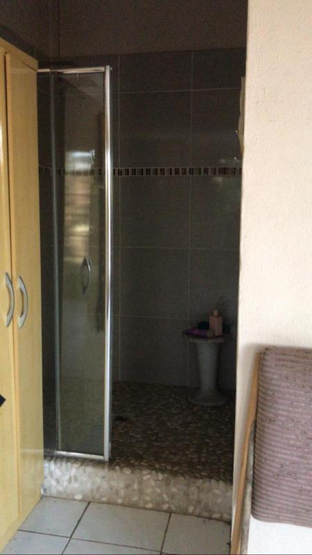 3 Bedroom Property for Sale in Orange Grove Gauteng