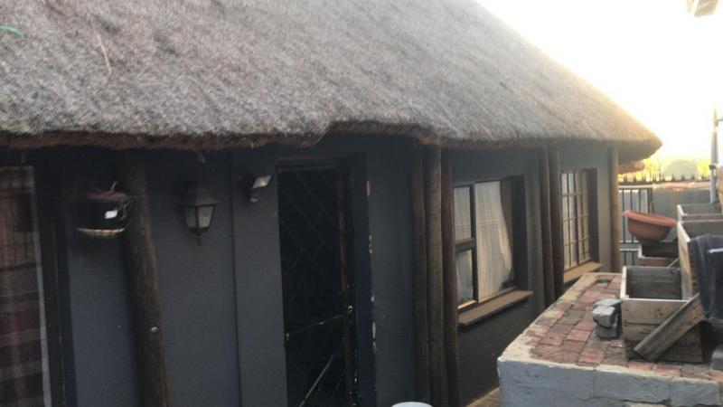 3 Bedroom Property for Sale in Orange Grove Gauteng